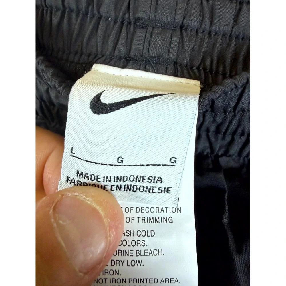Nike Athletic Shorts Mens Large Black Swoosh Logo Training Gym Wear Drawstring